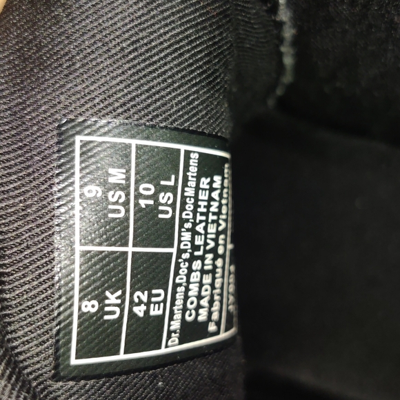DR.MARTENS COMBS COMBAT BOOT COLOR BLACK, LEATHER SIZE 9 MEN'S & 1… - Picture 9 of 9